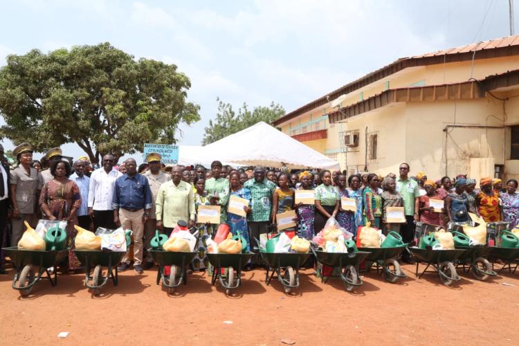 Côte d’Ivoire/ AUTONOMISATION des femmes / la marraine yamousso Thiam communie avec les organisations féminines de DAOUKRO